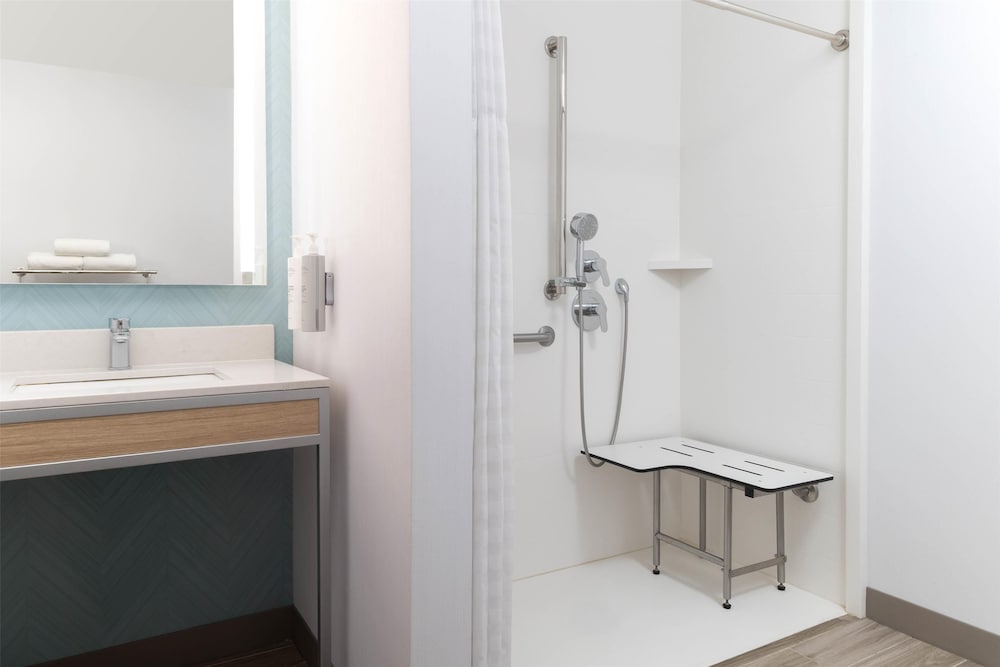 Hilton Garden Inn Ontario Rancho Cucamonga - photo 35