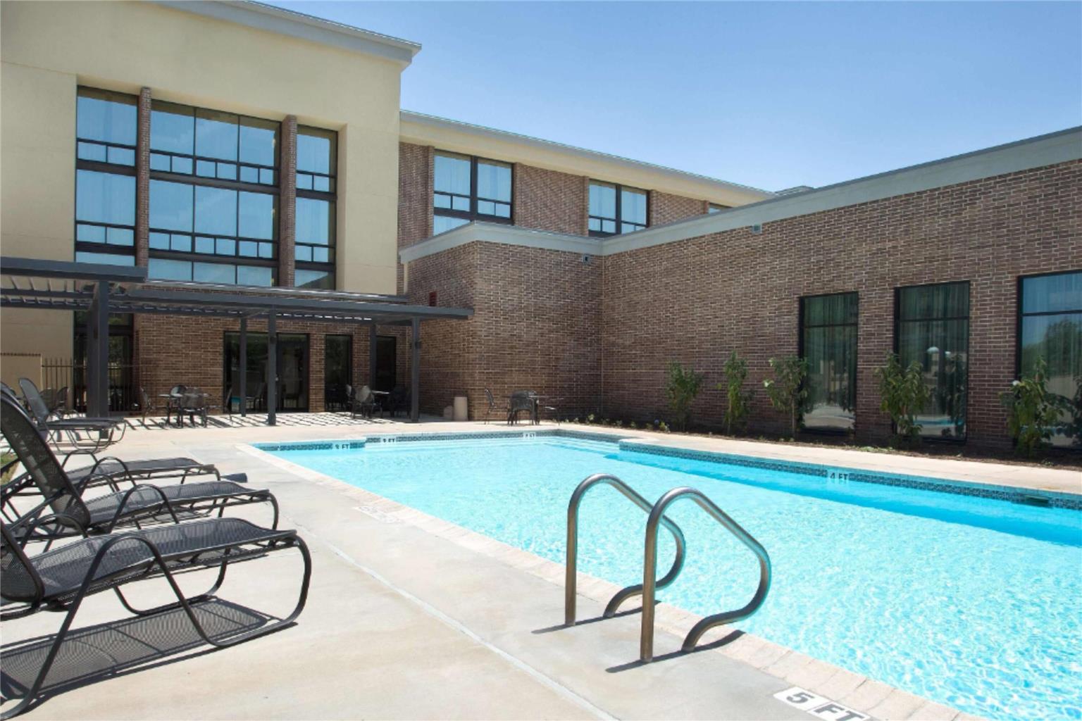 Heritage Inn & Suites San Antonio Airport Trademark Wyndham - photo 6