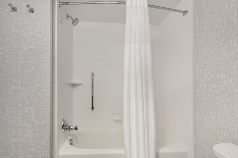 Hampton Inn & Suites Richmond Short Pump - photo 16