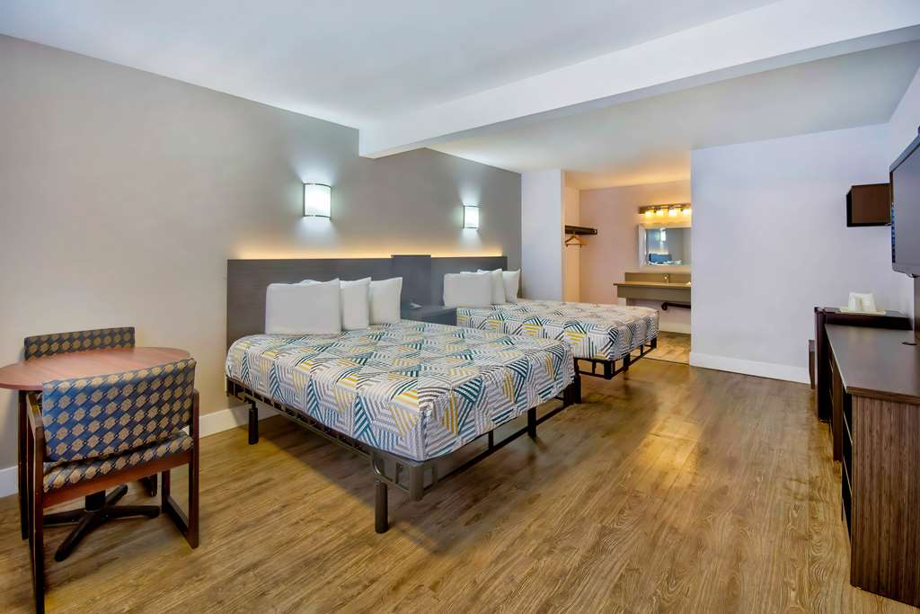 Motel 6 Inglewood CA - photo 4