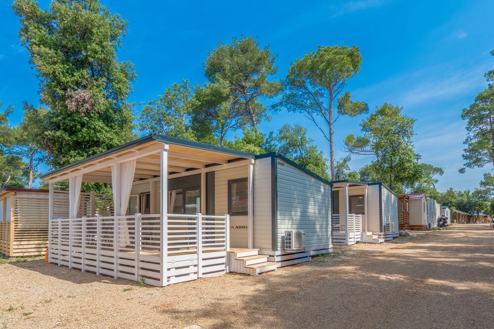 Gebetsroither am Camping Soline — 4-Star Luxury Hotel in Biograd Na Moru, Croatia