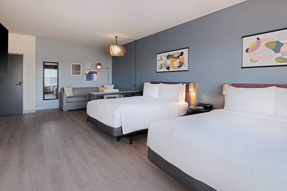 Atwell Suites Kansas City Airport by IHG - photo 8