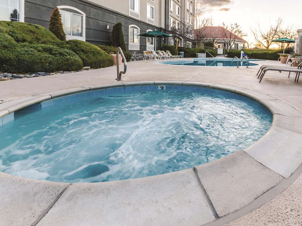 La Quinta Inn & Suites by Wyndham Grand Junction - photo 7