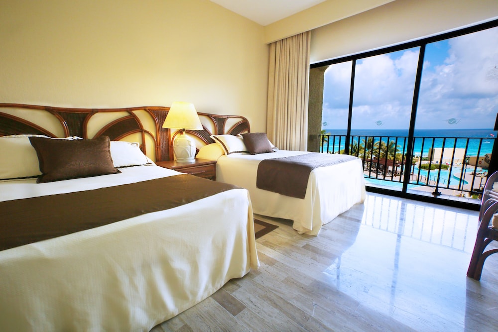 The Royal Caribbean An All Suites Resort — Cancun — photo 5
