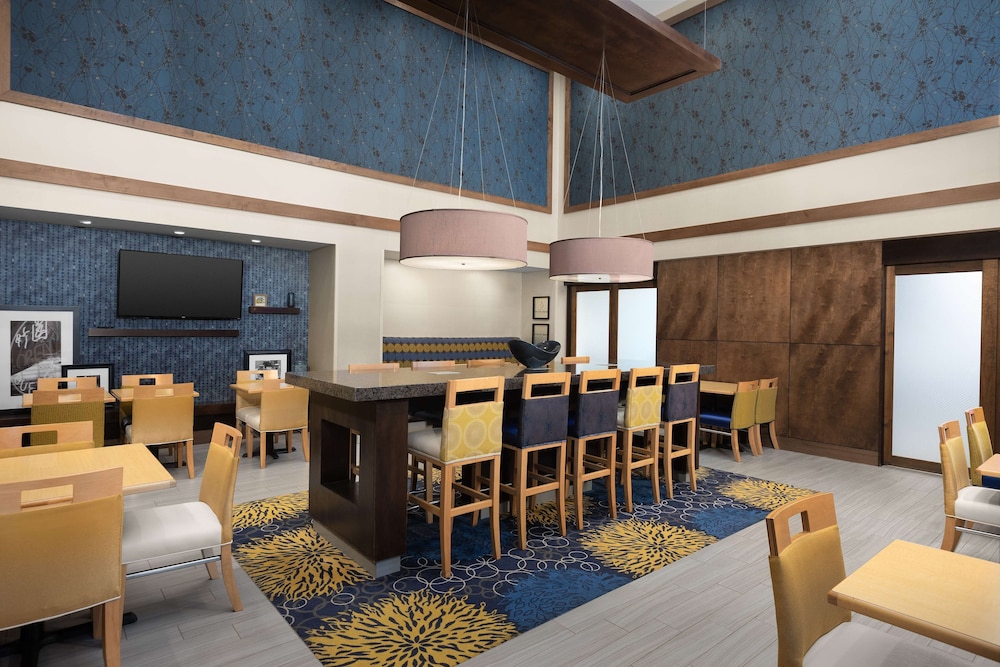 Hampton Inn Syracuse Clay - featured photo