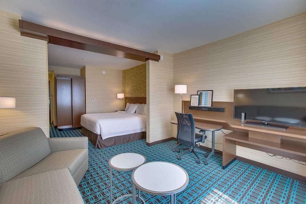 Fairfield Inn & Suites by Marriott Wichita East - photo 10