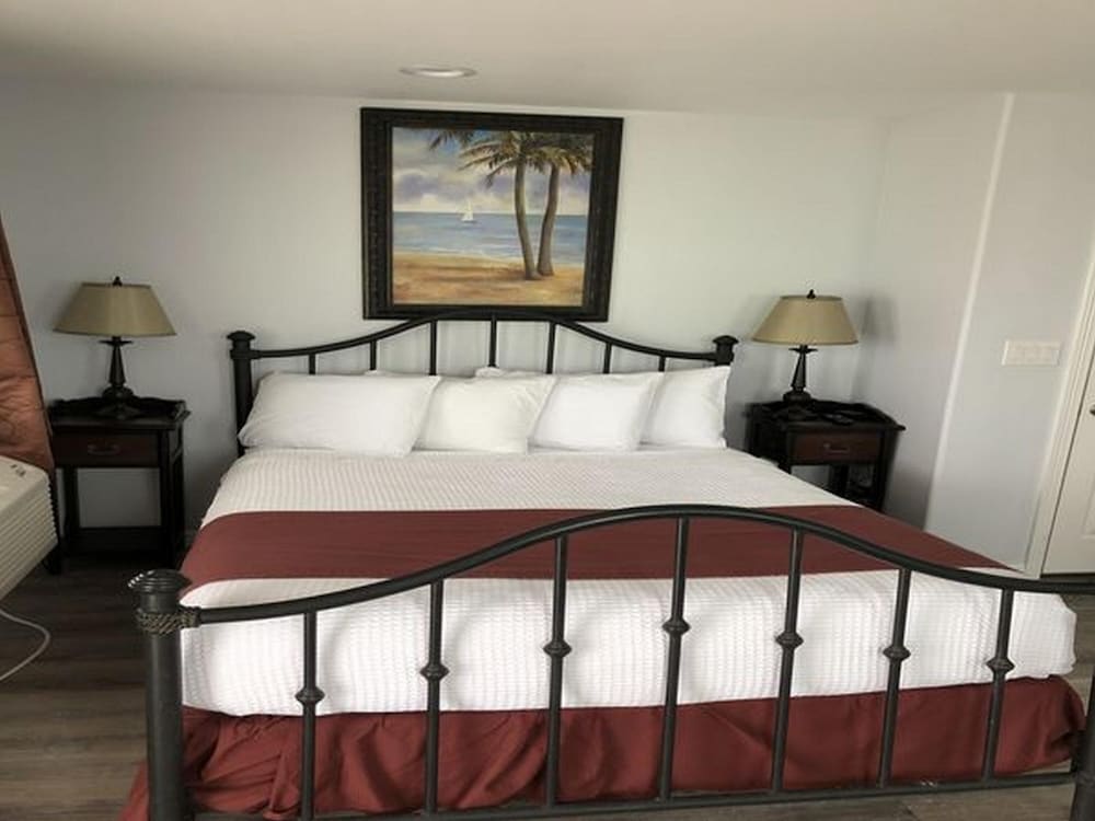 Beachgate CondoSuites and Oceanfront Resort - featured photo