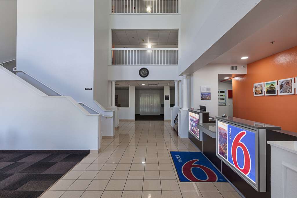 Motel 6 Bedford TX Fort Worth - photo 28