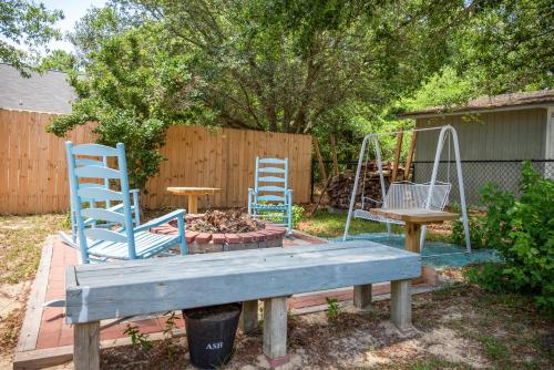 9th Street Sandy Feet by Oak Island Accommodations - photo 39