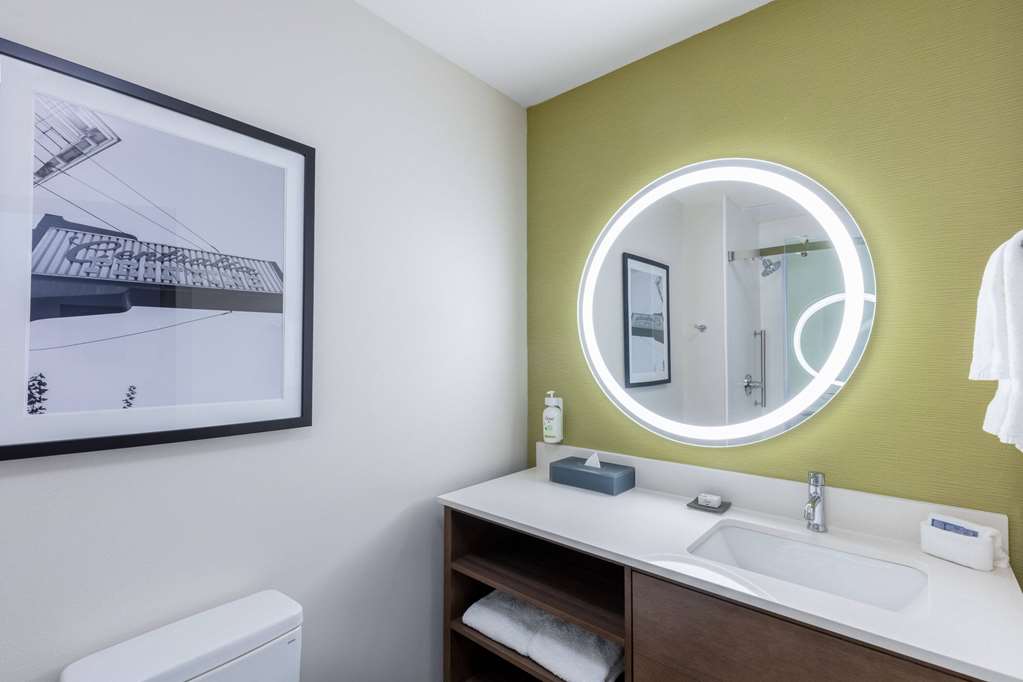 La Quinta Inn & Suites by Wyndham Centralia - photo 50