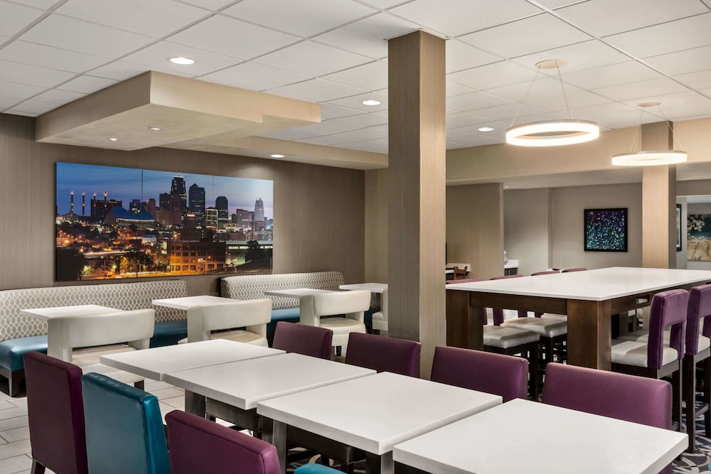 Baymont by Wyndham Springfield I 44 - photo 22