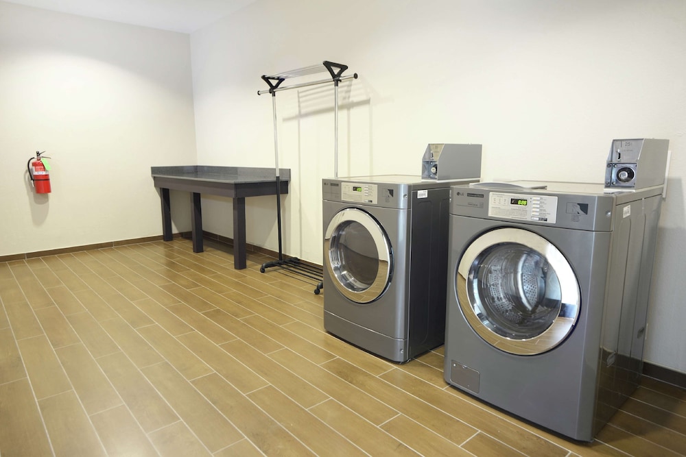 Hampton Inn & Suites Ponca City - photo 33
