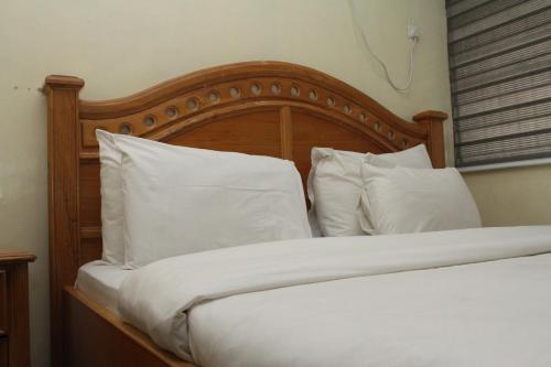 Mitos Luxury Suites — Lagos — photo 5