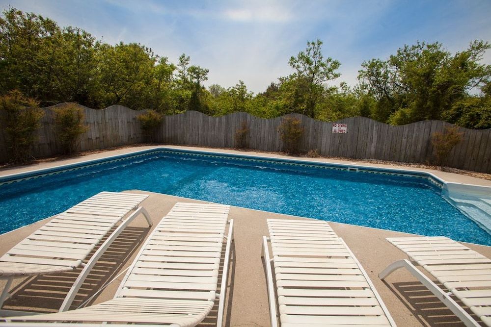 Anchor Down — 4-Star Luxury Hotel in Virginia Beach, United States