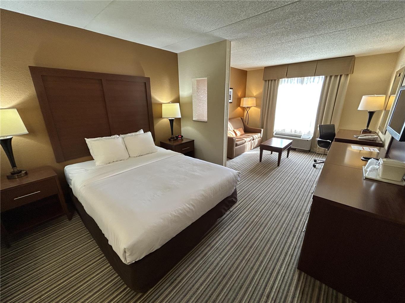 Best Western Chocolate Inn at the Park - photo 16