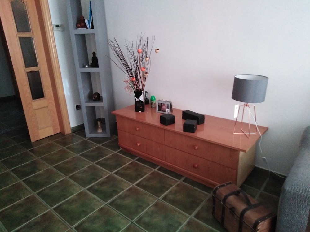 Private Rooms Fira 2 — Sant Boi De Llobregat — photo 4