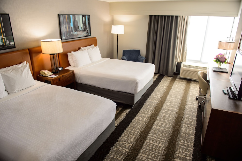 Crowne Plaza Dulles Airport by IHG - photo 17