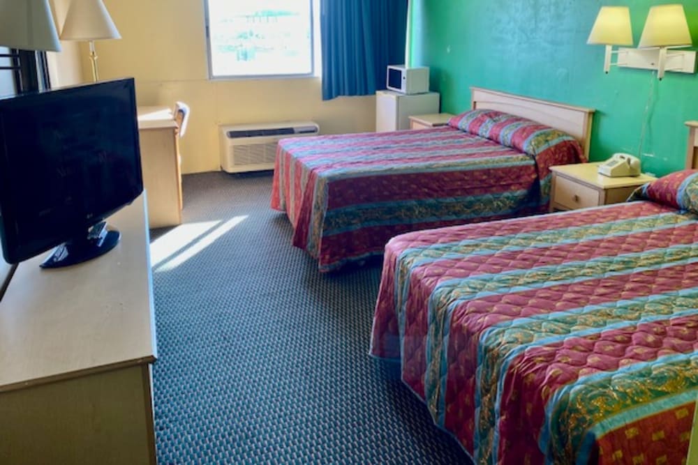 Red Carpet Inn & Suites Lima - photo 36