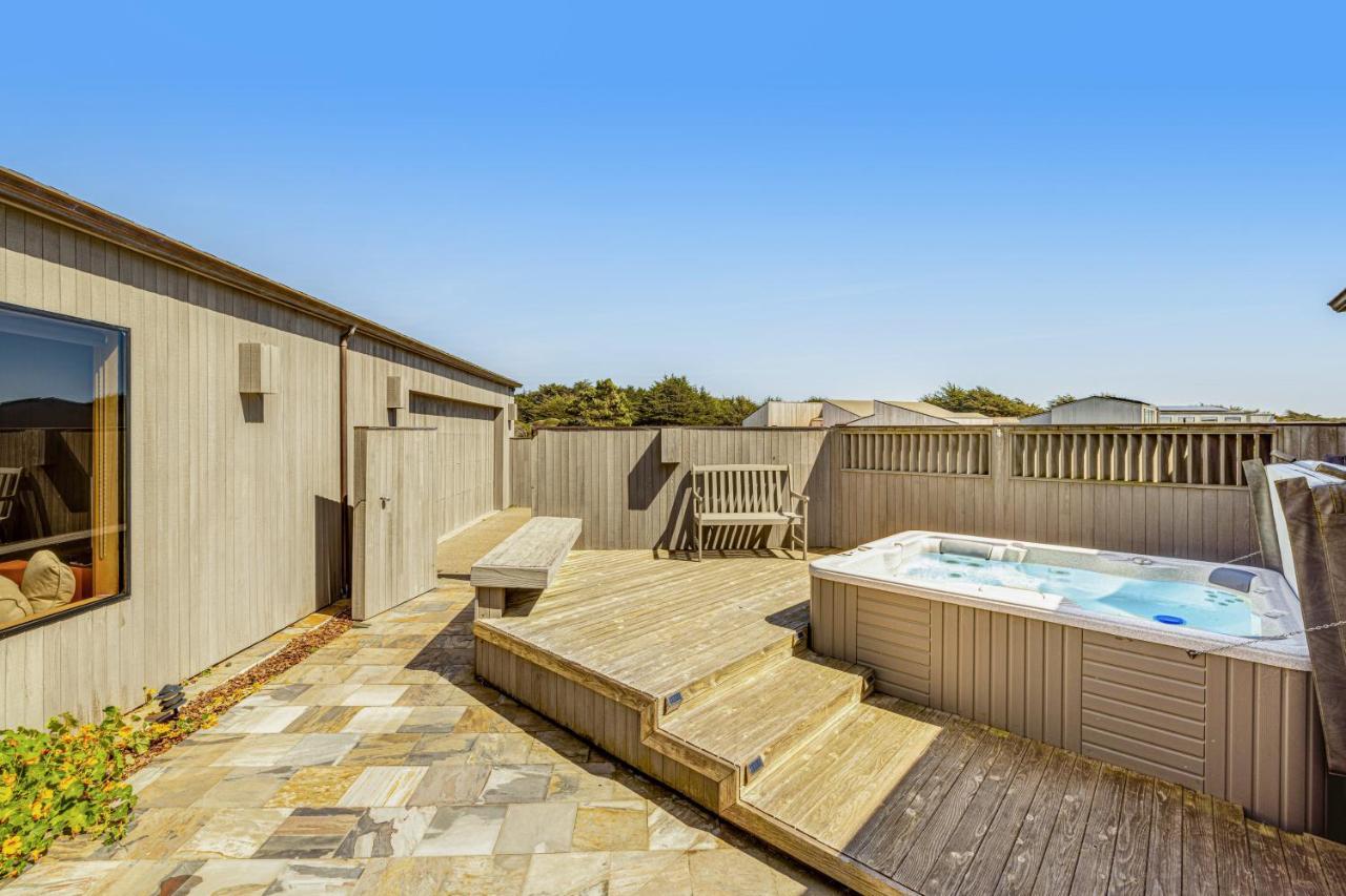 Da Yaya House — 4-Star Luxury Hotel in Sea Ranch, United States
