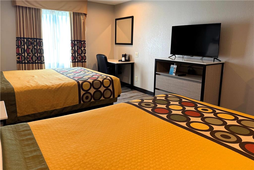 Super 8 by Wyndham Frankfort IN - photo 14