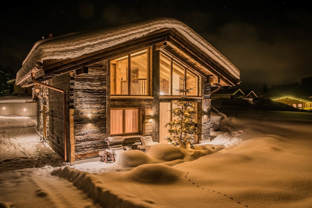 Braitos Seaside Lodges — 4-Star Luxury Hotel in Graen, Austria