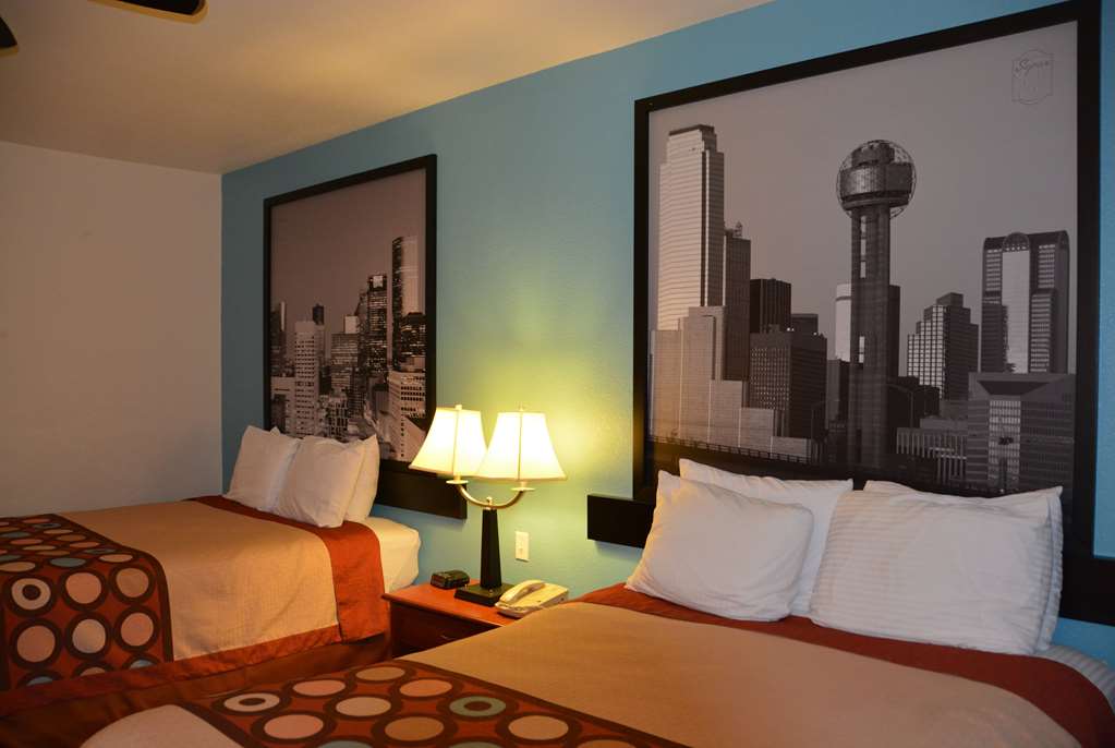 Super 8 by Wyndham Austin Airport South - photo 14
