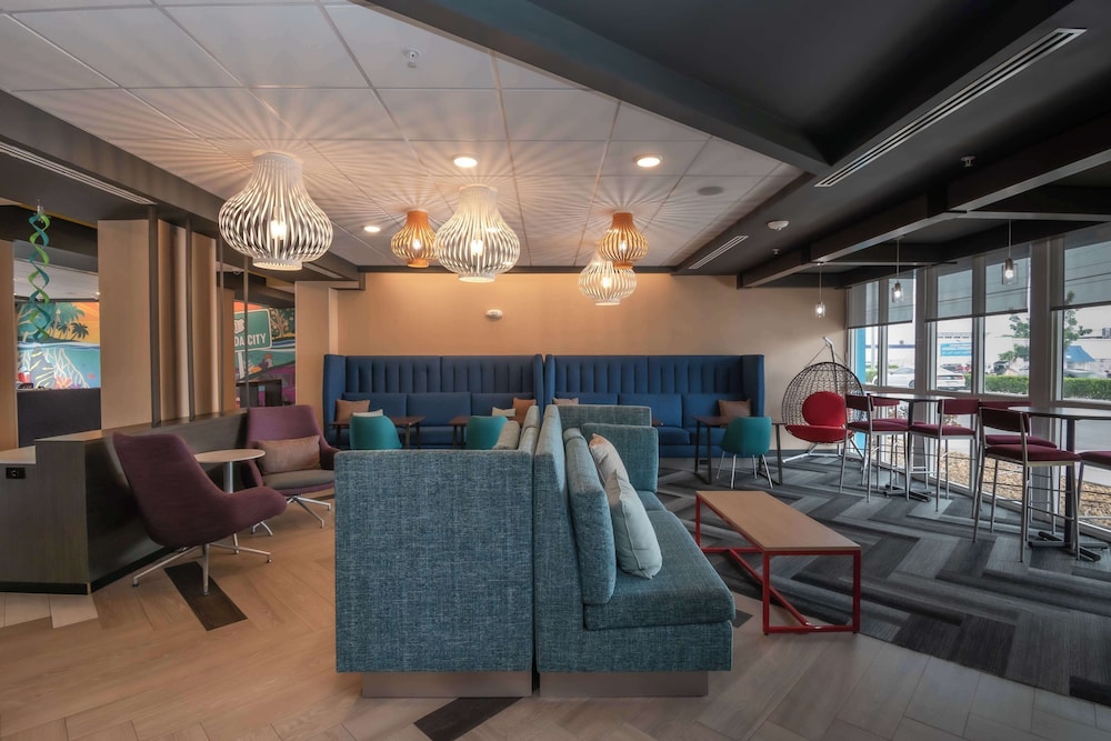 Tru by Hilton Florida City - photo 2