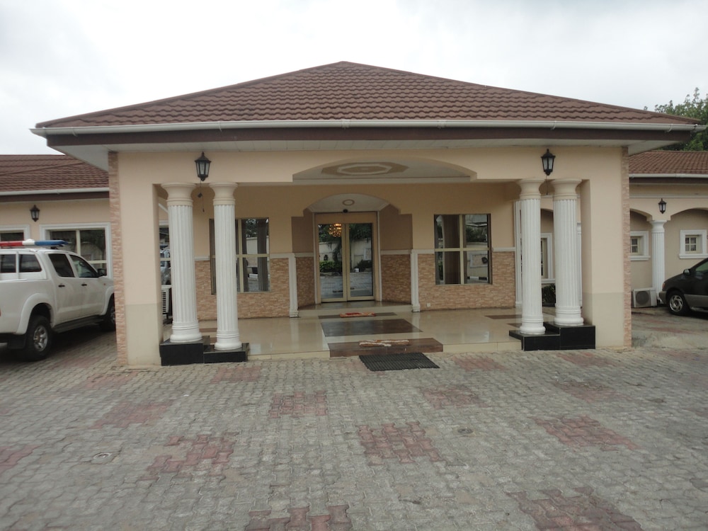 SDM Tavern and Suites in Ibadan, Nigeria