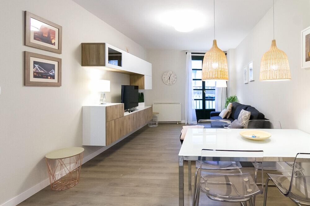 C ntrico Burgas Termal Casco Hist rico — 4-Star Luxury Hotel in Ourense, Spain