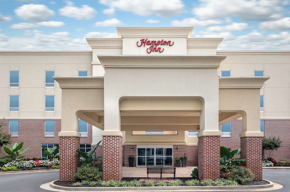 Hampton Inn Atlanta McDonough - featured photo