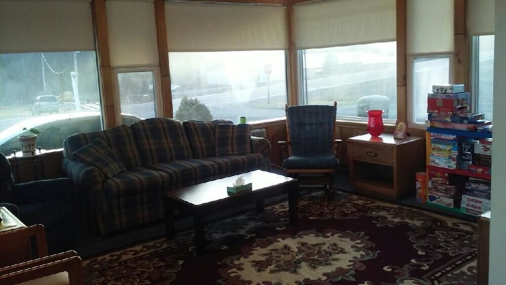 Troy Motel - photo 3