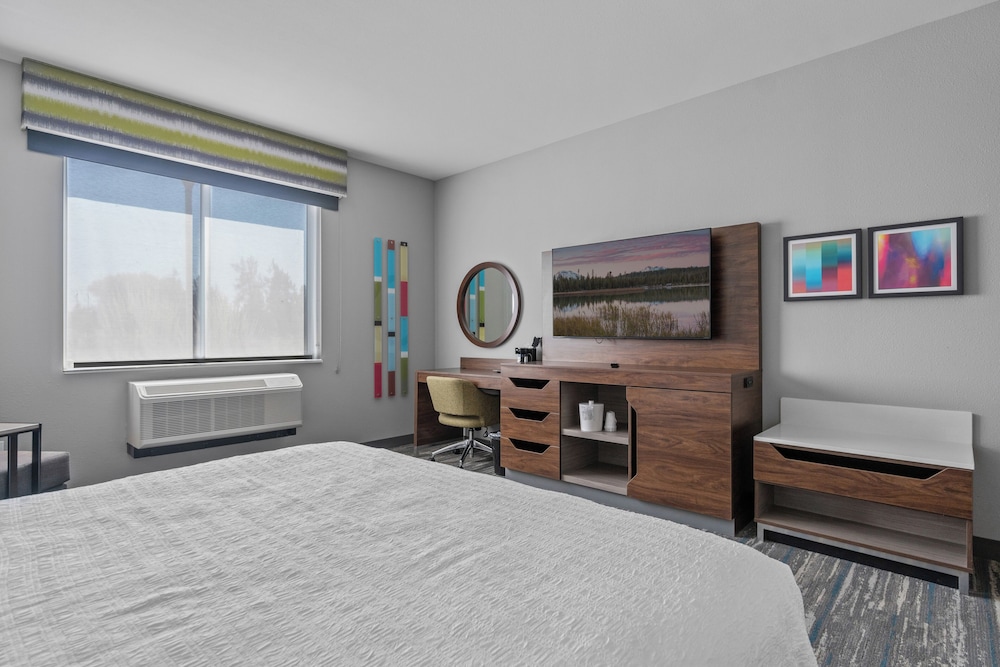 Hampton Inn by Hilton Redmond Bend Airport - photo 10