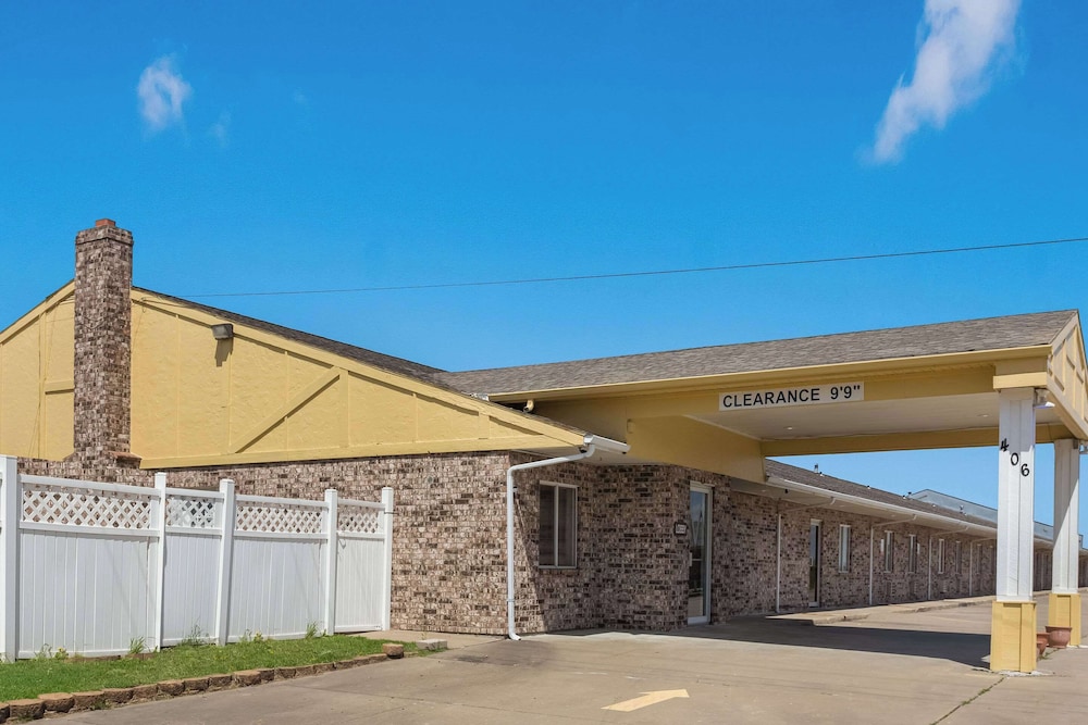 Motel6 Concordia MO - photo 38
