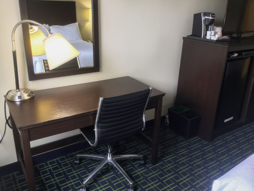 Best Western Charleston - photo 4