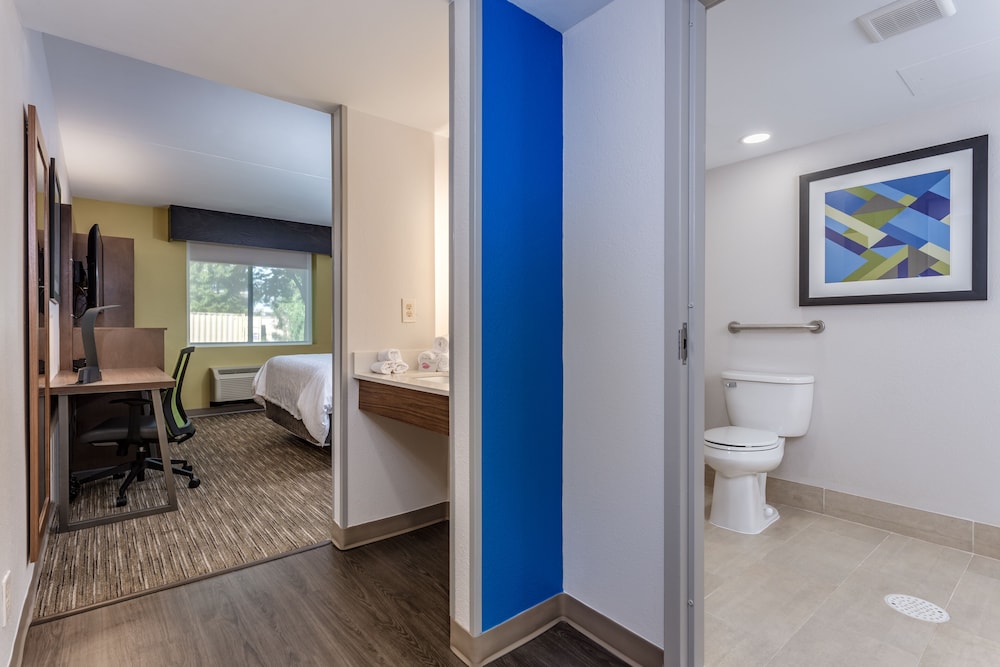 Holiday Inn Express Exton by IHG - photo 25