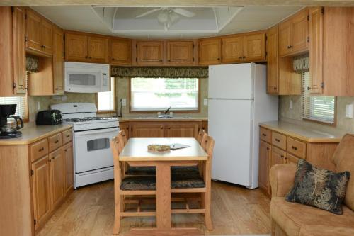 Riverside Resort - photo 62