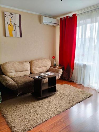 Spacious Apartment With Balcony 16008162 — Kremenchuk