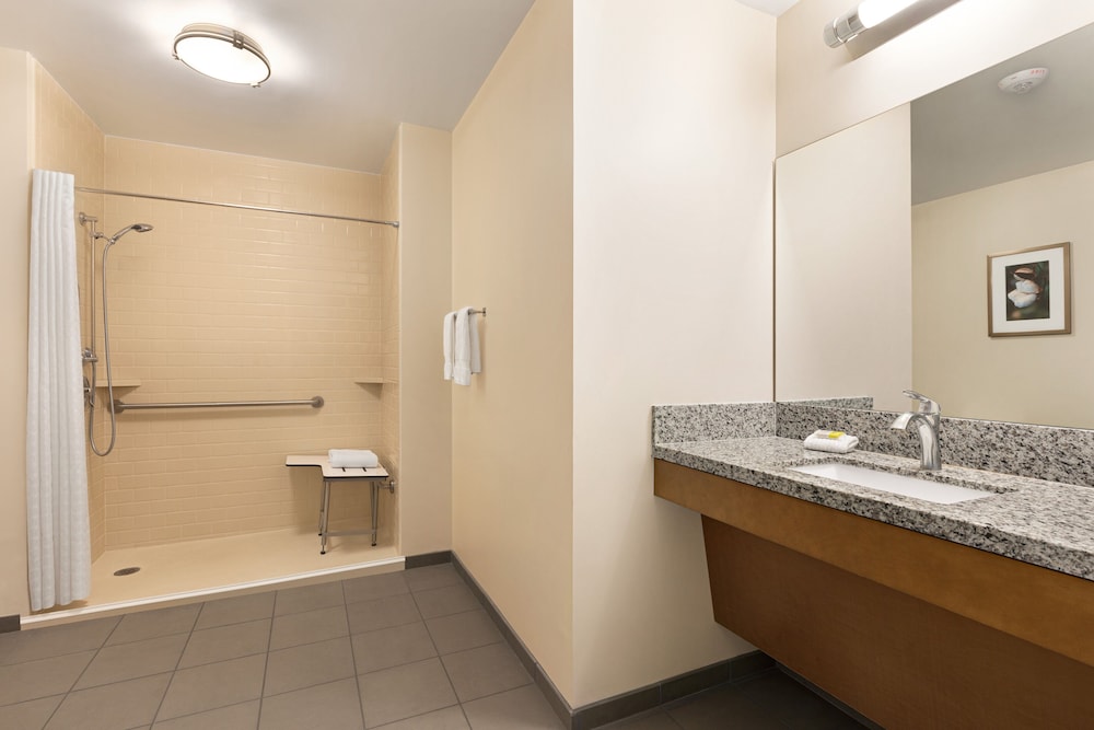 Candlewood Suites Safety Harbor Clearwater NE by IHG - photo 14