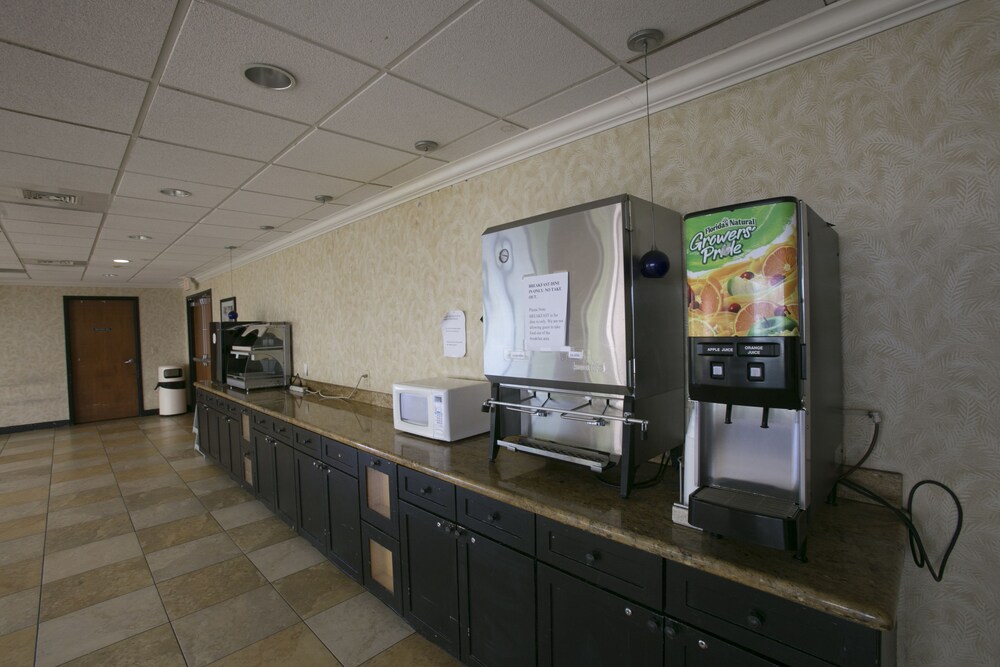 The Inn at Boynton Beach - photo 25