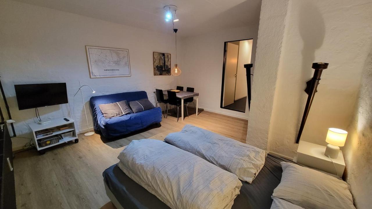 Central 1 room apartment 60m from the harbor — 4-Star Luxury Hotel in Sonderborg, Denmark