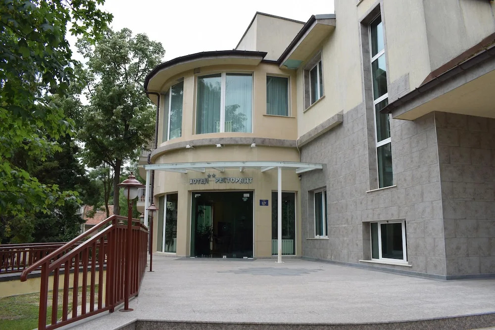 Druzhba Hotel - last minute hotel in Sofia