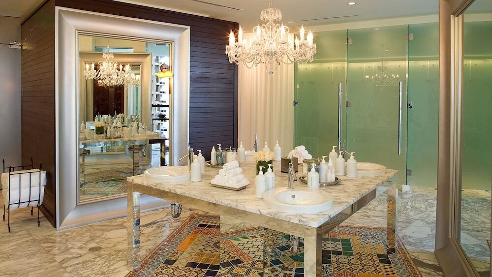 Brickell Exclusive By 1St Homerent - photo 6