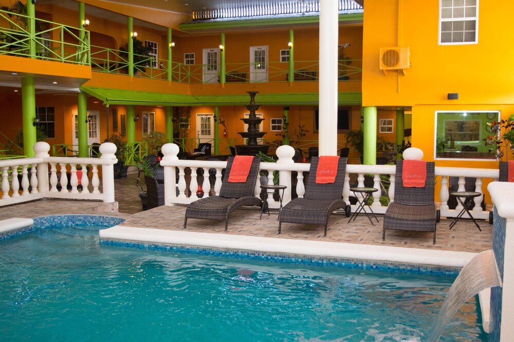 Beverly's Oasis Suites - last minute hotel in Trinidad And Tobago