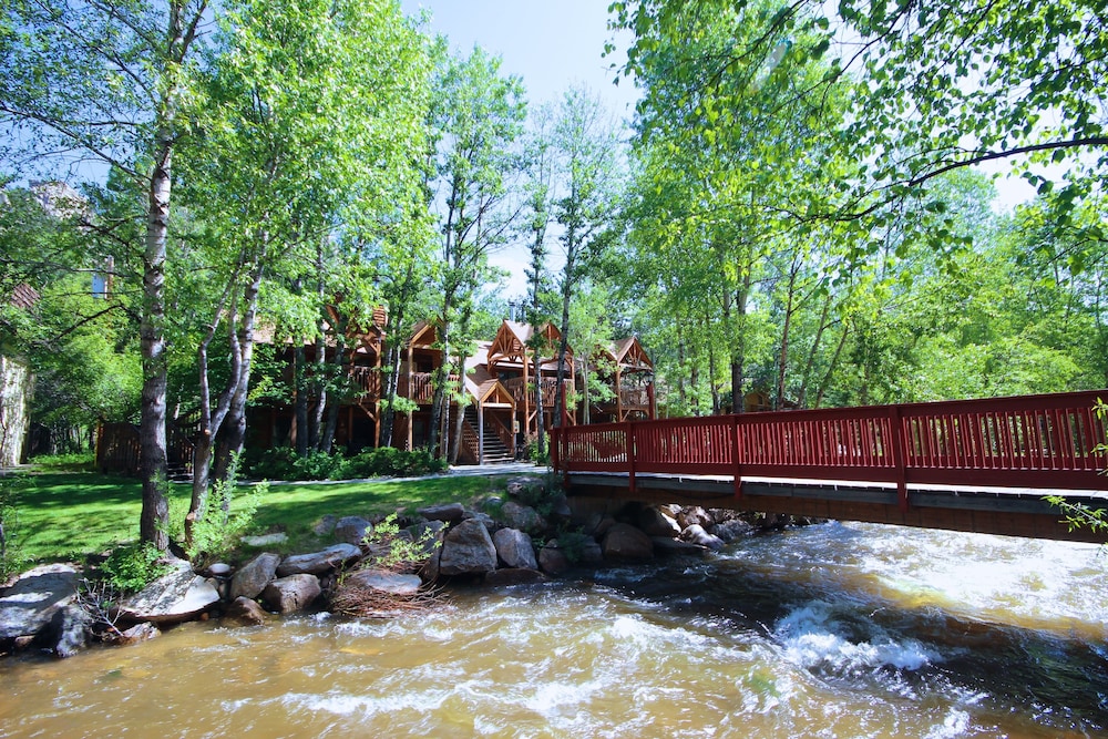 Streamside on Fall River — hotel in Estes Park