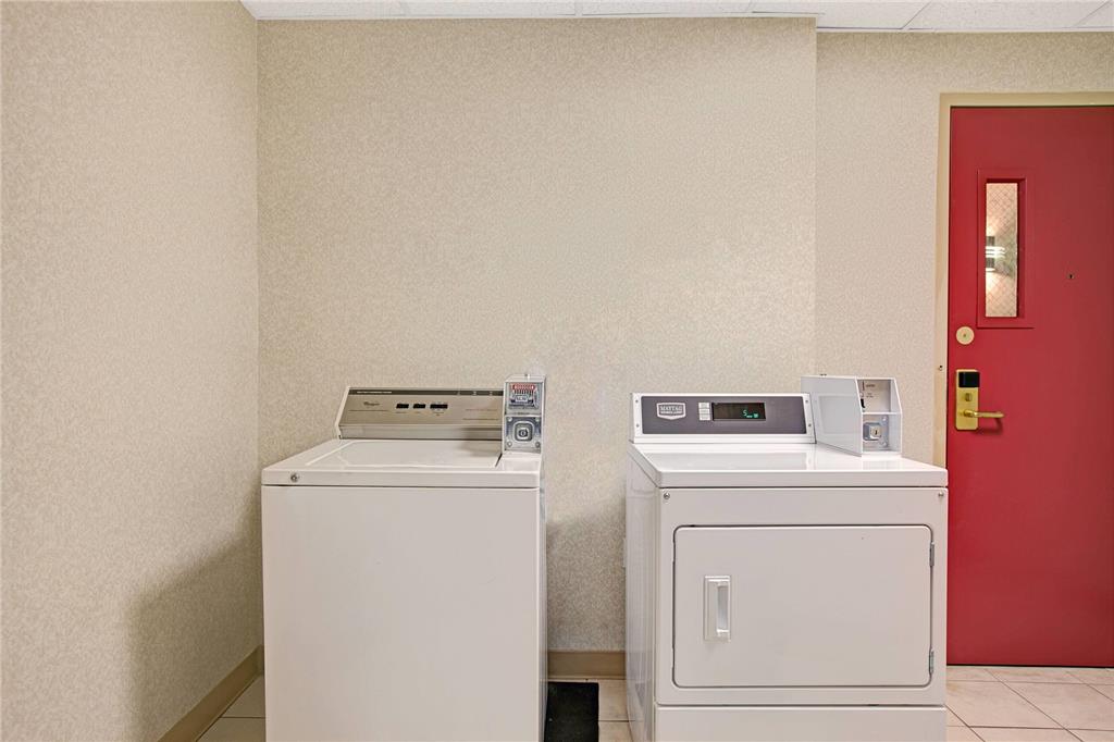 Days Inn by Wyndham Parsippany - photo 17