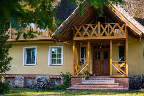 Letnisko Rozwarowo 2 — 4-Star Luxury Hotel in Kamien Pomorski, Poland