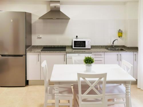 Duerming Family Viveiro 3 Rooms — 4-Star Luxury Hotel in Viveiro, Spain