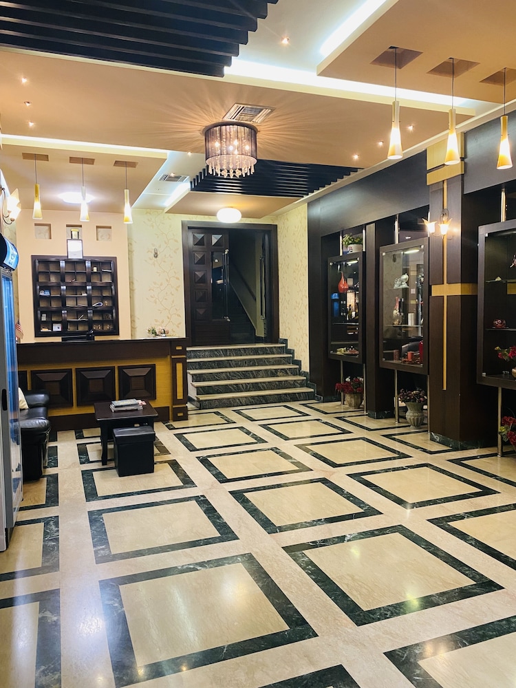 Prince Hotel — Kashar — photo 2