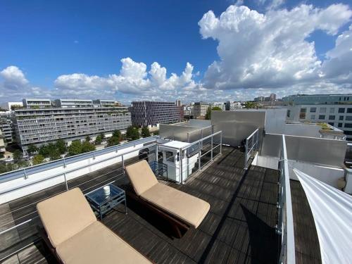 Penthouse Luxueux Avec Terrasse Panoramique — hotel in Boulogne-Billancourt