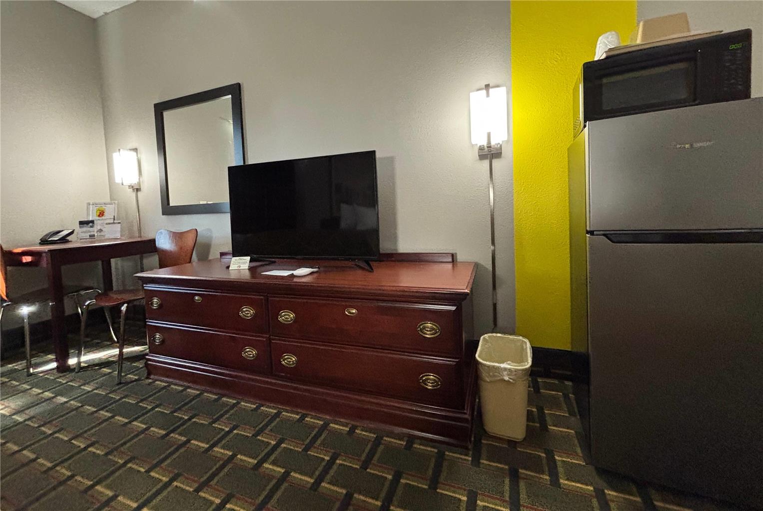 Super 8 by Wyndham Mt. Carmel IL - photo 11